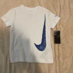 The Nike Tee. SZ 3T